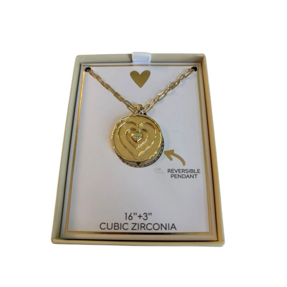 Gold Toned Reversible Medallion Heart Pendant Necklace. Very Pretty
